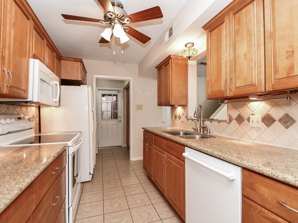 13931 Hollowgreen Drive, Houston TX 77082