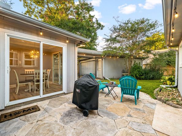 14002 Ella Lee Lane, Houston TX 77077
