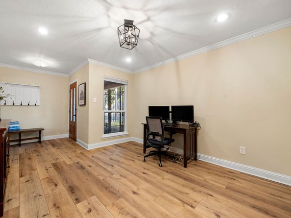 14002 Ella Lee Lane, Houston TX 77077