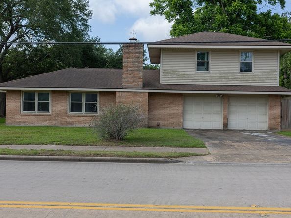 502 Lakeland Drive, Humble TX 77338