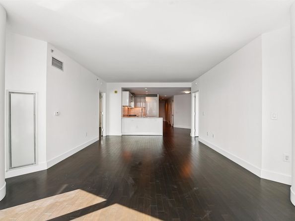 77 Hudson St 2507, Jersey City NJ 07302