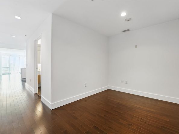 77 Hudson St 2507, Jersey City NJ 07302