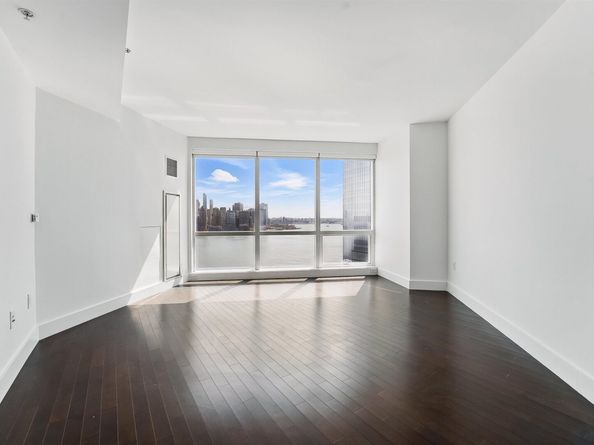 77 Hudson St 2507, Jersey City NJ 07302