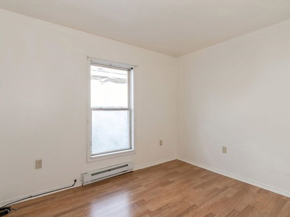 112 Astor Pl, Jersey City NJ 07304