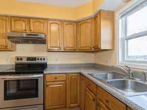 112 Astor Pl, Jersey City NJ 07304