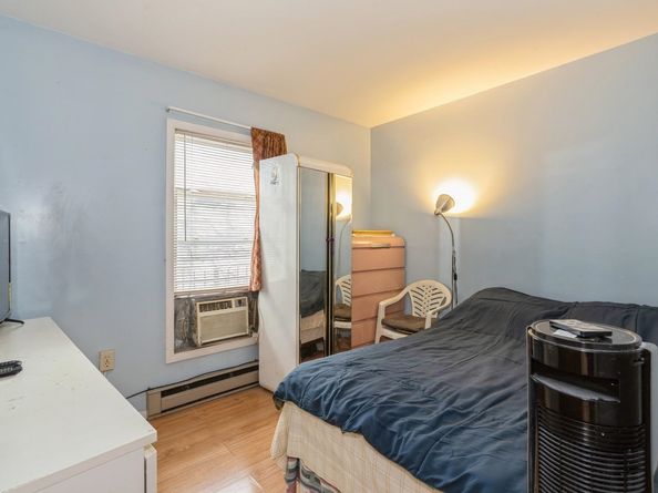 112 Astor Pl, Jersey City NJ 07304