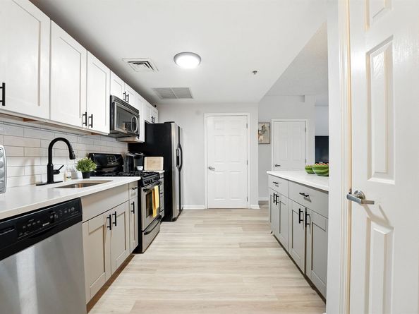 143 Morgan St 6E, Jersey City NJ 07302