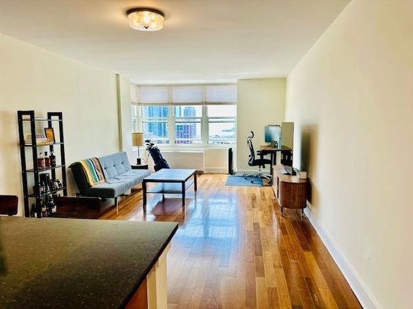 88 Morgan St 2407, Jersey City NJ 07302