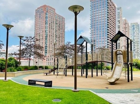 88 Morgan St 2407, Jersey City NJ 07302