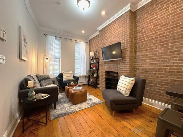 233 3rd St 1, Jersey City NJ 07302