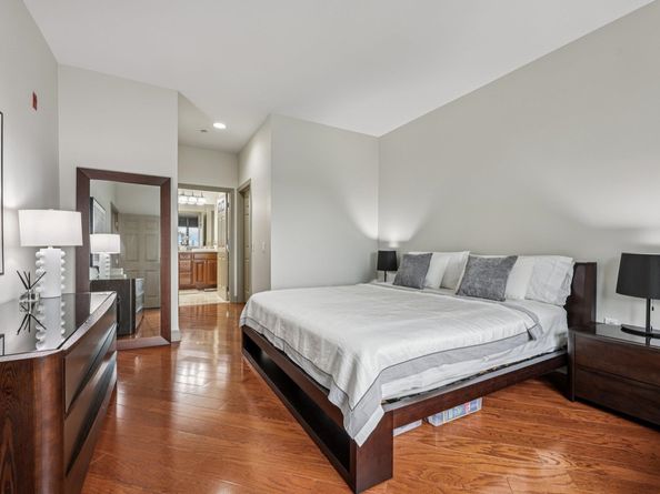 7400 River Rd 409, North Bergen NJ 07047