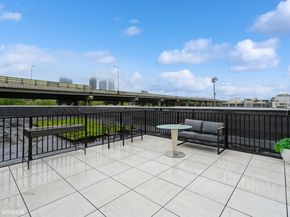 425 3rd St 404, Jersey City NJ 07302