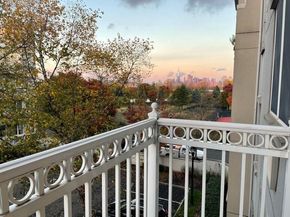 30 Freedom Way 302, Jersey City NJ 07305