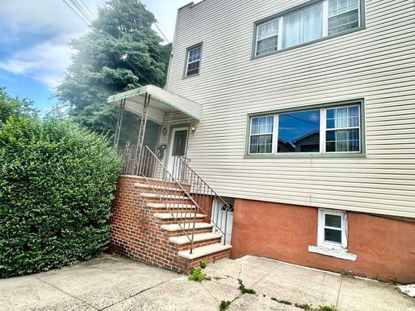 306 Columbia Ave, Jersey City NJ 07307