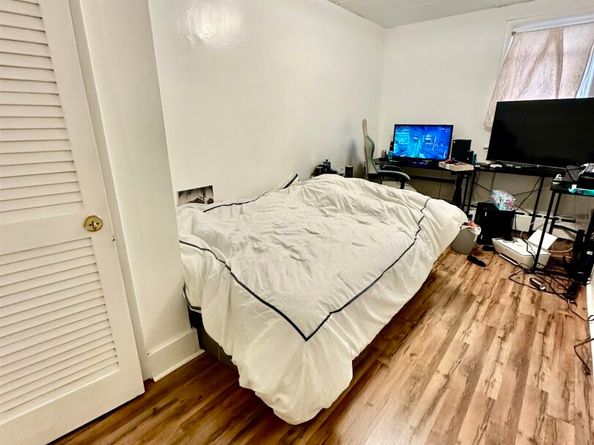 306 Columbia Ave, Jersey City NJ 07307