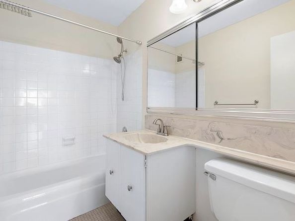 7855 Blvd East 11L, North Bergen NJ 07047