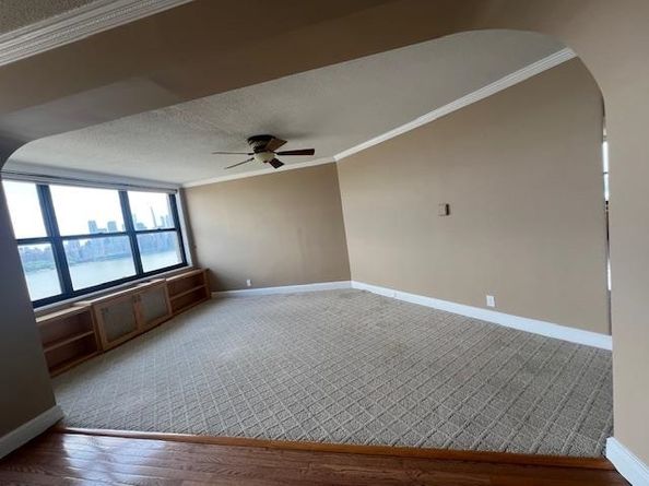 7004 Blvd East 18D, Guttenberg NJ 07093
