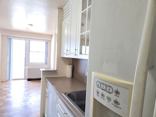 6600 Blvd East 15D, West New York NJ 07093