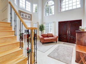 604 Abbott Ave, Ridgefield NJ 07657