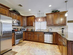 604 Abbott Ave, Ridgefield NJ 07657