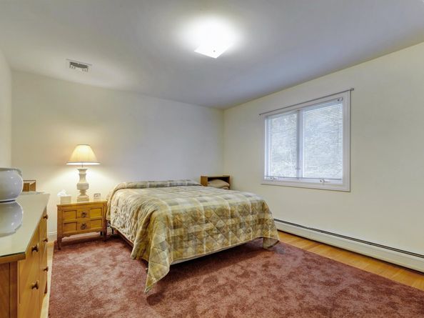 604 Abbott Ave, Ridgefield NJ 07657
