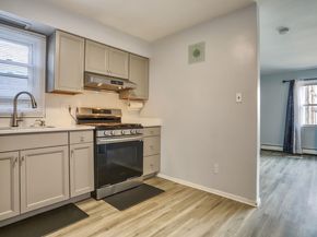 252A North St 201, Jersey City NJ 07307