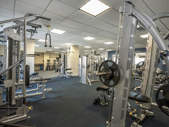 100 Shearwater Ct East 64, Jersey City NJ 07305