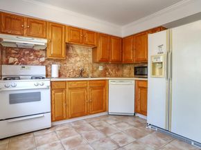 1445A 68th St A, North Bergen NJ 07047