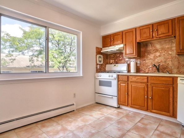 1445A 68th St A, North Bergen NJ 07047