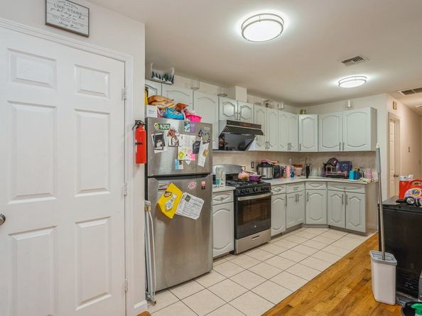 342 Forrest St, Jersey City NJ 07307