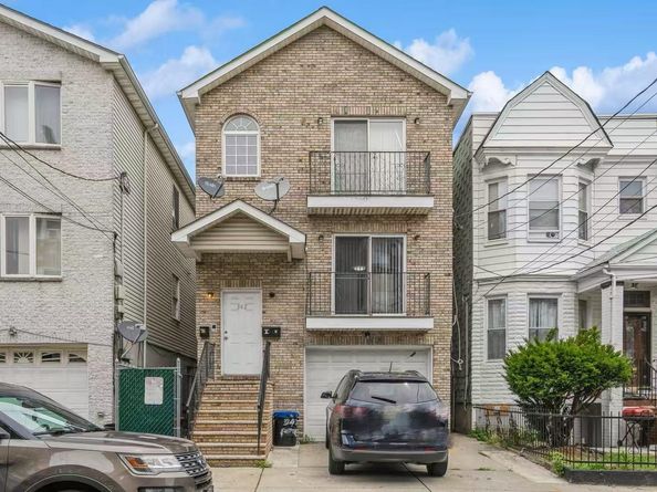 342 Forrest St, Jersey City NJ 07307