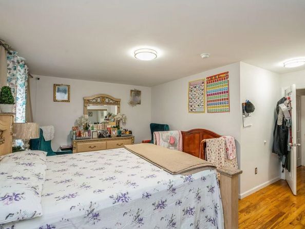 342 Forrest St, Jersey City NJ 07307