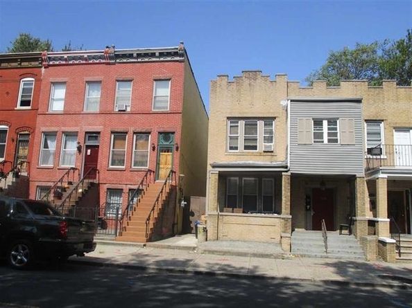 798 Grand St, Jersey City NJ 07304