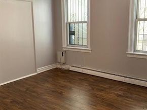 798 Grand St, Jersey City NJ 07304