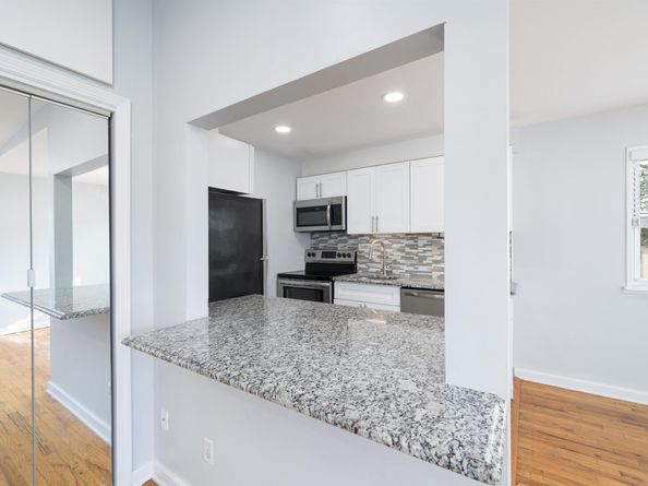 6715 Polk St 12, Guttenberg NJ 07093