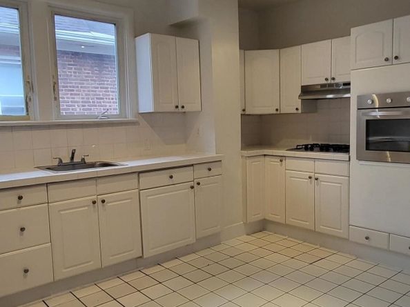 712 87th St, North Bergen NJ 07047