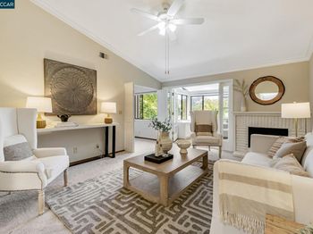 2633 Saklan Indian Dr
