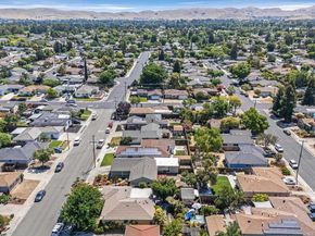 3877 Santa Clara Way, Livermore CA 94550