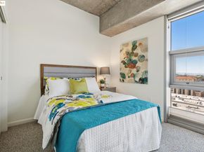 428 Alice St 822, Oakland CA 94607