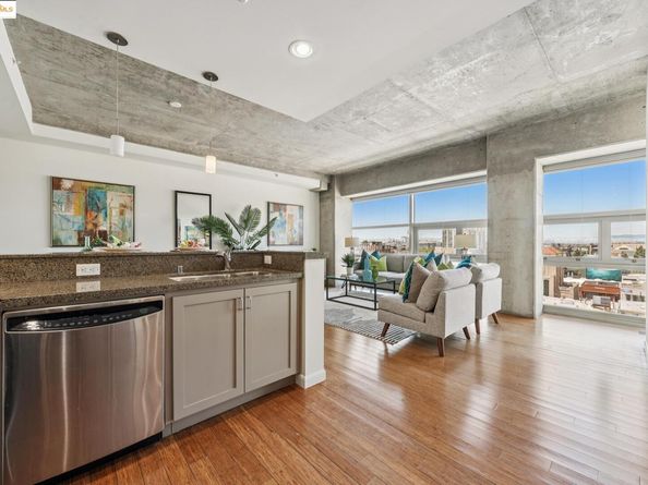 428 Alice St 822, Oakland CA 94607