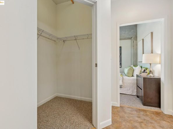 428 Alice St 822, Oakland CA 94607