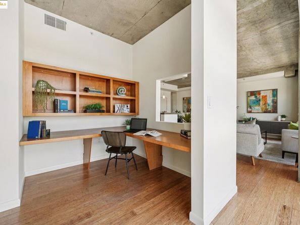 428 Alice St 822, Oakland CA 94607