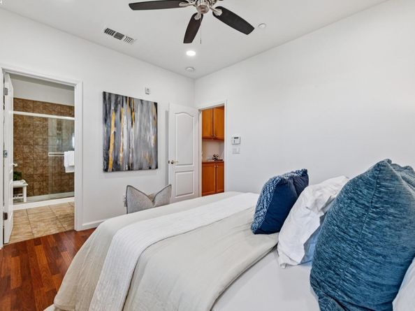8857 Oliver Pl, Dublin CA 94568