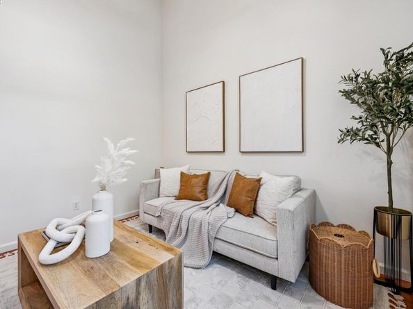 8857 Oliver Pl, Dublin CA 94568