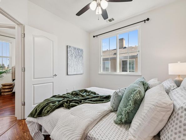 8857 Oliver Pl, Dublin CA 94568