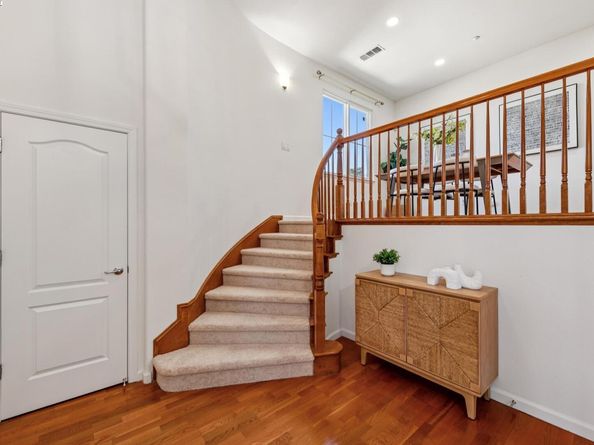 8857 Oliver Pl, Dublin CA 94568