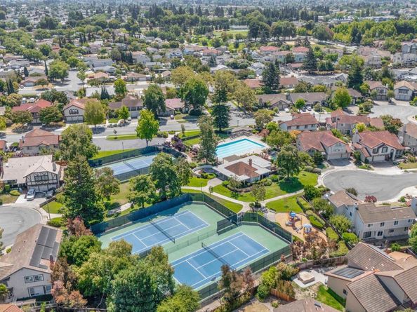 33499 Quail Run Rd, Fremont CA 94555
