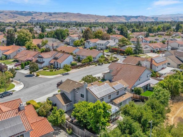 33499 Quail Run Rd, Fremont CA 94555
