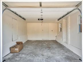 6927 Sunkist Dr, Oakland CA 94605