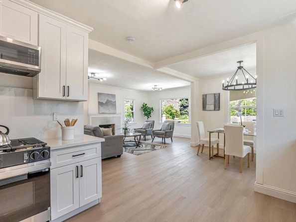 6927 Sunkist Dr, Oakland CA 94605